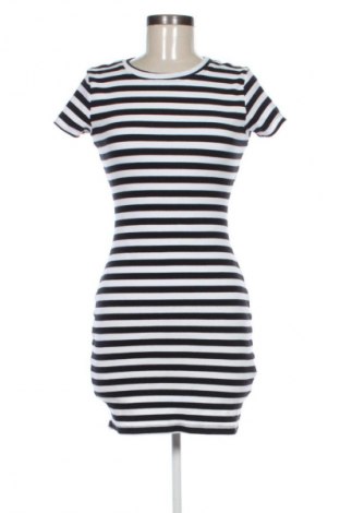 Šaty  House, Velikost L, Barva Vícebarevné, Cena  367,00 Kč