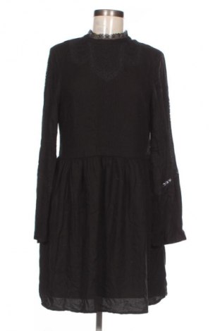 Рокля IKKS, Размер M, Цвят Черен, Цена 130,00 лв.
