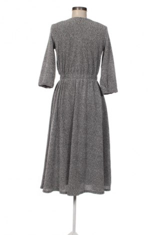 Ruha Isabel Garcia, Méret M, Szín Ezüstös, Ár 19 369 Ft