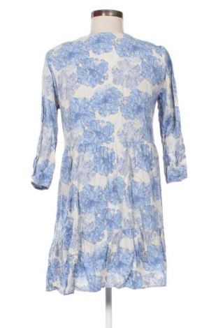 Kleid Janina, Größe M, Farbe Mehrfarbig, Preis 20,00 €