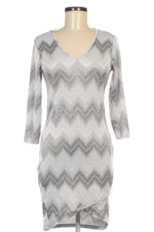 Kleid Janina, Größe M, Farbe Mehrfarbig, Preis 7,99 €