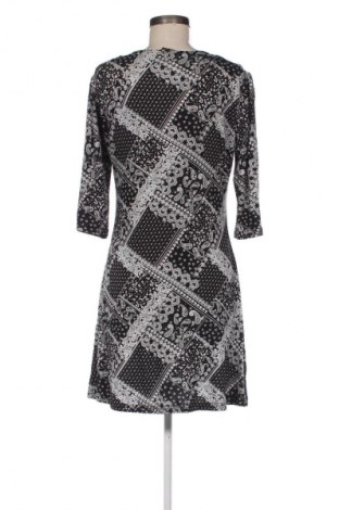 Рокля Janina, Размер L, Цвят Многоцветен, Цена 20,99 лв.