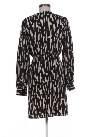 Šaty  Jdy, Veľkosť L, Farba Viacfarebná, Cena  18,95 €