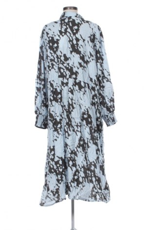 Kleid Kaffe, Größe XXL, Farbe Mehrfarbig, Preis 57,99 €