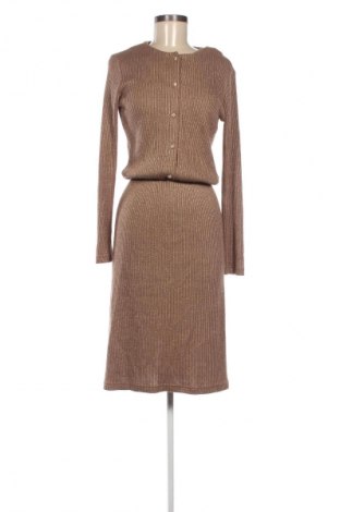 Šaty  Les Petites Parisiennes, Velikost XS, Barva Zlatistá, Cena  1 039,00 Kč