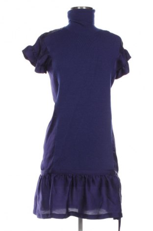 Рокля Love Moschino, Размер S, Цвят Лилав, Цена 340,09 лв.