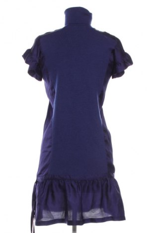 Рокля Love Moschino, Размер S, Цвят Лилав, Цена 340,09 лв.