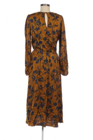 Ruha MOS MOSH, Méret M, Szín Sokszínű, Ár 16 416 Ft