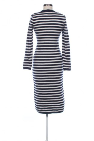 Рокля Mango, Размер S, Цвят Многоцветен, Цена 41,04 лв.