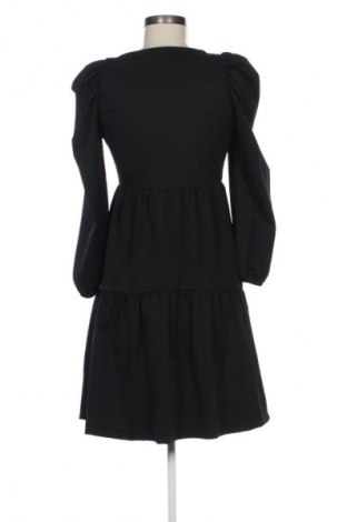 Sukienka Mango, Rozmiar M, Kolor Czarny, Cena 60,94 zł