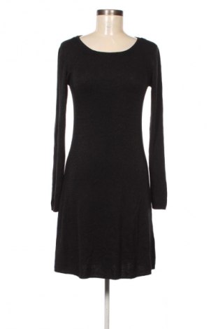 Рокля Manguun, Размер S, Цвят Черен, Цена 33,99 лв.