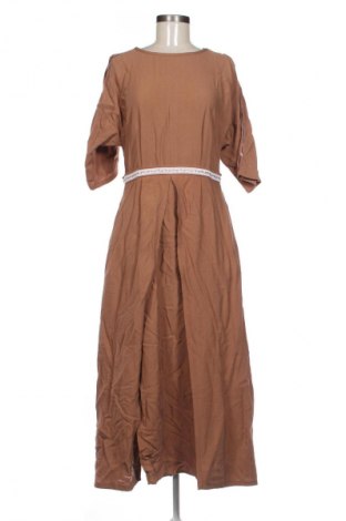 Ruha Mathilde, Méret L, Szín Barna, Ár 44 308 Ft