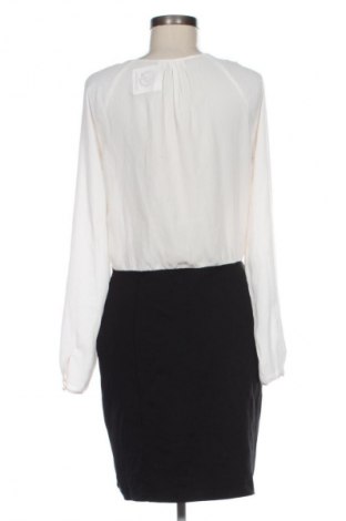 Sukienka Mint & Berry, Rozmiar M, Kolor Kolorowy, Cena 89,66 zł