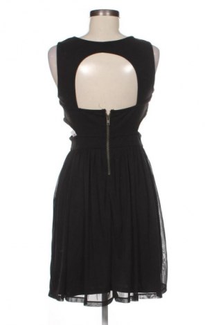 Šaty  Miss Selfridge, Velikost M, Barva Černá, Cena  380,00 Kč