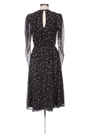 Šaty  Mohito, Velikost M, Barva Vícebarevné, Cena  495,00 Kč