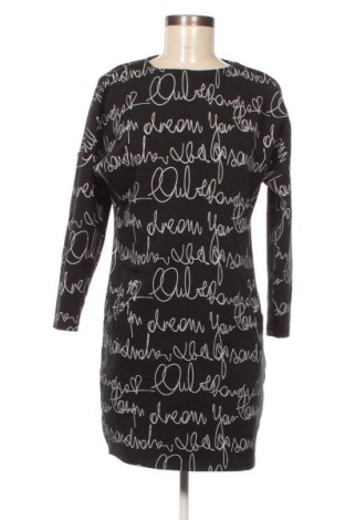 Рокля Mohito, Размер XS, Цвят Многоцветен, Цена 25,99 лв.