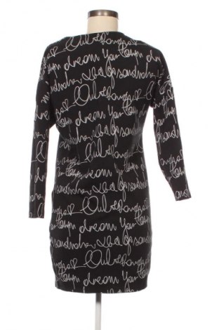 Рокля Mohito, Размер XS, Цвят Многоцветен, Цена 25,99 лв.