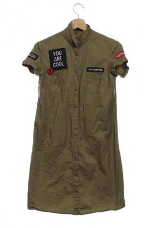 Рокля Mohito, Размер XS, Цвят Зелен, Цена 48,00 лв.