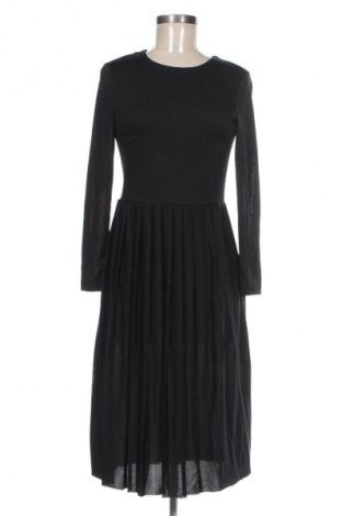 Šaty  NA-KD, Velikost M, Barva Černá, Cena  1 649,00 Kč