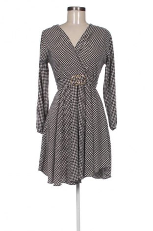 Kleid NEW COLLECTION, Größe M, Farbe Mehrfarbig, Preis 22,99 €