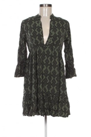 Φόρεμα NEW COLLECTION, Μέγεθος S, Χρώμα Πολύχρωμο, Τιμή 24,49 €