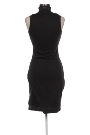 Kleid Nike, Größe S, Farbe Schwarz, Preis € 83,99