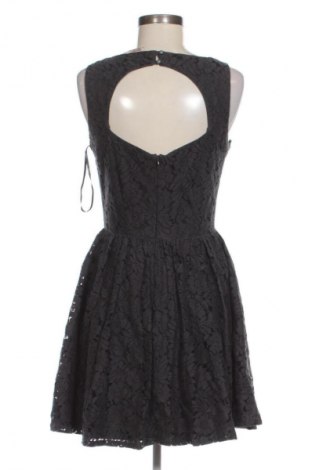 Šaty  ONLY, Velikost M, Barva Šedá, Cena  319,00 Kč