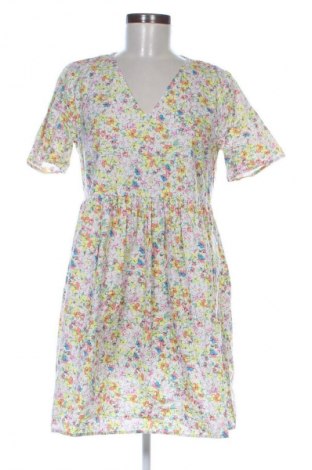 Šaty  Pieces, Velikost M, Barva Vícebarevné, Cena  342,00 Kč