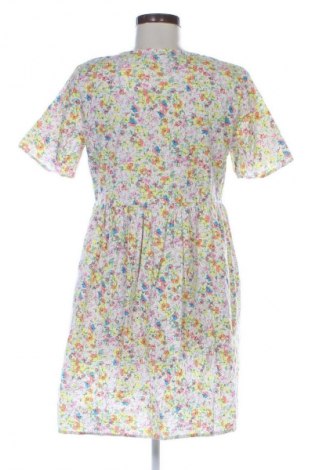 Šaty  Pieces, Velikost M, Barva Vícebarevné, Cena  342,00 Kč