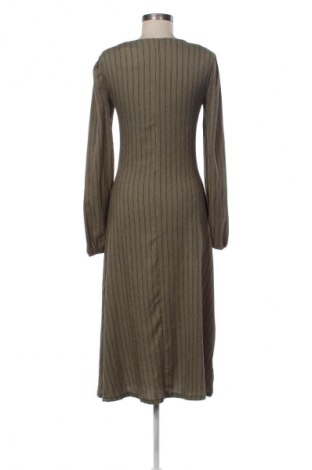 Sukienka Pieces, Rozmiar S, Kolor Kolorowy, Cena 58,99 zł