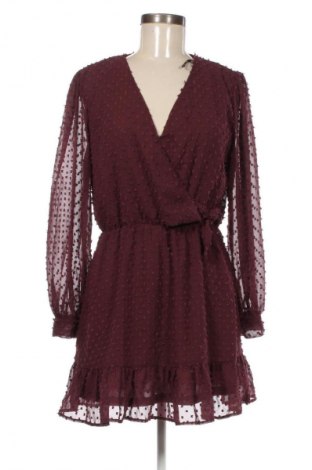 Рокля Pigalle, Размер M, Цвят Червен, Цена 50,99 лв.