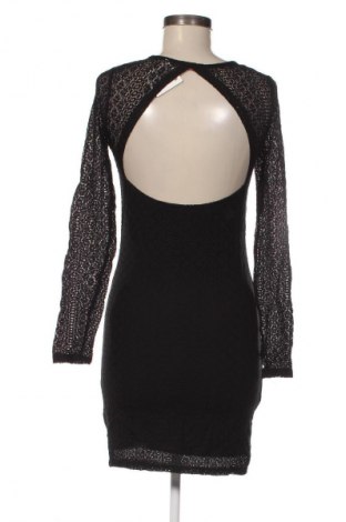 Sukienka Pull&Bear, Rozmiar L, Kolor Kolorowy, Cena 35,99 zł