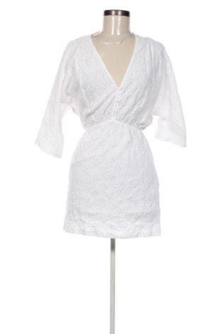 Kleid Pull&Bear, Größe S, Farbe Weiß, Preis 8,99 €