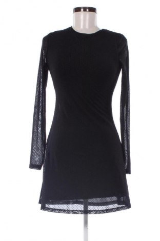 Kleid Pull&Bear, Größe S, Farbe Schwarz, Preis 17,99 €