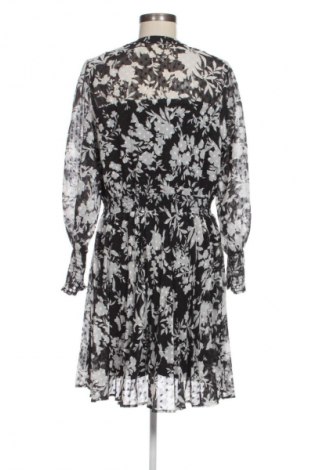 Šaty  Reserved, Velikost M, Barva Vícebarevné, Cena  496,00 Kč