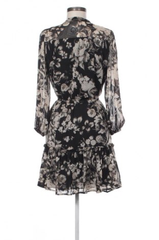 Рокля Reserved, Размер M, Цвят Многоцветен, Цена 24,99 лв.