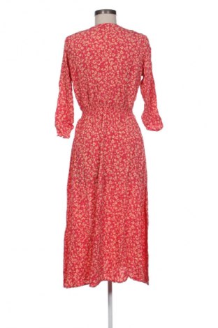 Рокля Reserved, Размер M, Цвят Многоцветен, Цена 30,99 лв.