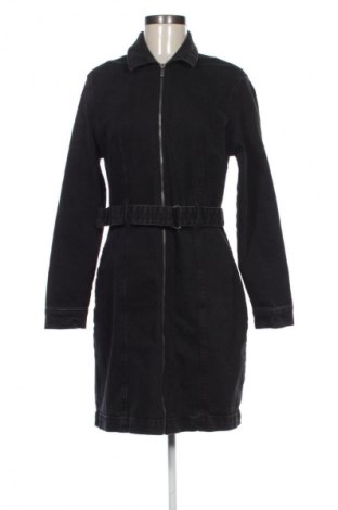 Φόρεμα Reserved, Μέγεθος L, Χρώμα Μαύρο, Τιμή 15,81 €