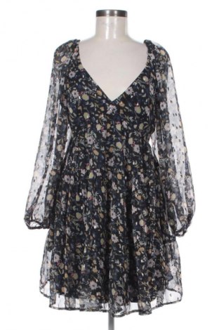 Рокля River Island, Размер M, Цвят Многоцветен, Цена 13,99 лв.