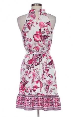 Рокля SHEIN, Размер M, Цвят Многоцветен, Цена 44,98 лв.