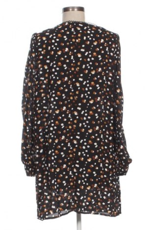 Рокля SHEIN, Размер M, Цвят Многоцветен, Цена 30,99 лв.