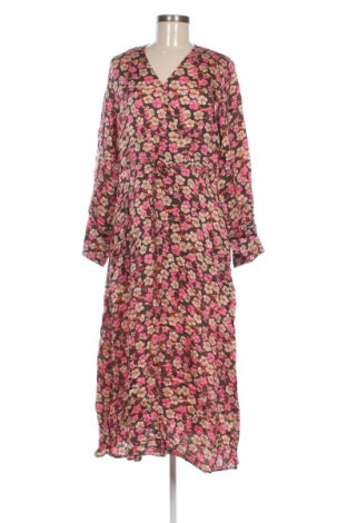 Рокля Second Female, Размер S, Цвят Многоцветен, Цена 41,99 лв.