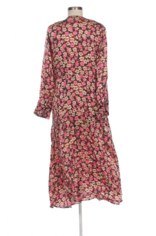 Рокля Second Female, Размер S, Цвят Многоцветен, Цена 41,99 лв.