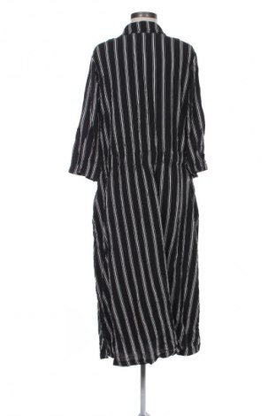 Kleid Sheego, Größe XXL, Farbe Mehrfarbig, Preis € 22,99