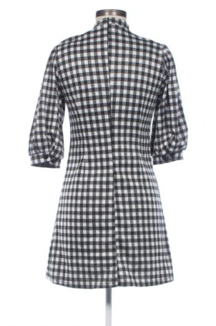 Kleid Sinsay, Größe M, Farbe Mehrfarbig, Preis 19,95 €