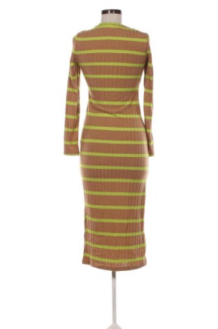 Sukienka Sinsay, Rozmiar S, Kolor Kolorowy, Cena 89,98 zł