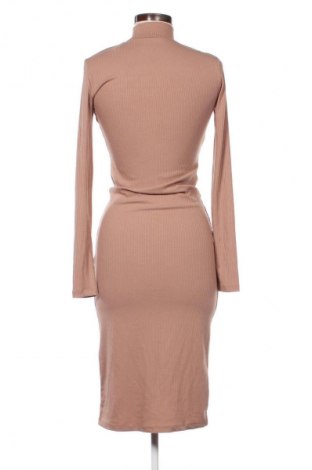 Рокля Sinsay, Размер M, Цвят Кафяв, Цена 21,99 лв.