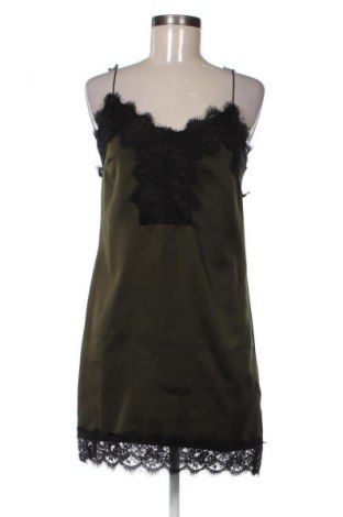 Kleid Stradivarius, Größe S, Farbe Grün, Preis 20,03 €