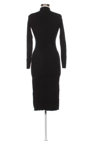 Φόρεμα Stradivarius, Μέγεθος S, Χρώμα Μαύρο, Τιμή 12,99 €