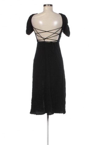 Rochie Stradivarius, Mărime S, Culoare Negru, Preț 142,99 Lei